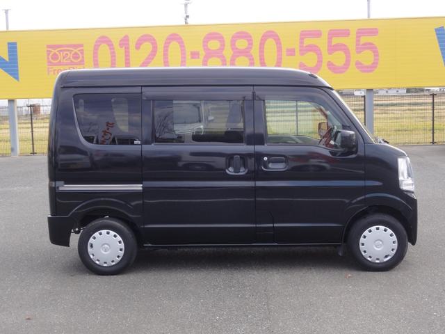 NV100クリッパーバン GX パートタイム4WD デュアルカメラブレーキサポート 外オートLED オートハイビーム ナビ地デジ バックカメラ B/T ETC 前後ドラレコ 電格ミラー リヤヒーター キーレス プライバシーガラス(4枚目)