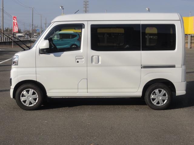 TOYOTA PIXIS VAN CRUISE TURBO