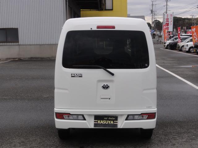 ピクシスバン デラックス　ＳＡＩＩＩ　５速マニュアル　オートＬＥＤ　ＥＴＣ　キーレス　ダブルエアバック　ＡＢＳ　パワーウィンドウ　アイドリングストップ（6枚目）