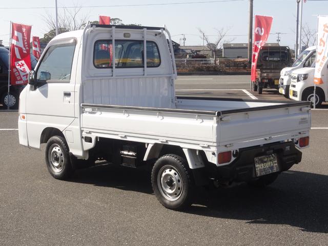 サンバートラック ＴＢ　５速マニュアル車　エアコン　パワステ　エアバック　タイミングベルト交換済み（7枚目）