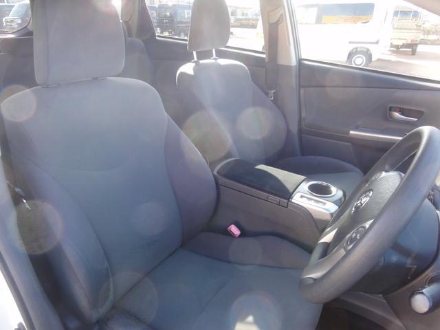 プリウスアルファ S Lセレクション CVT ナビ 地デジ バックカメラ Bluetooth ETC スマートキー 電格ミラー プライバシーガラス サイドエアバック ABS オートエアコン(11枚目)