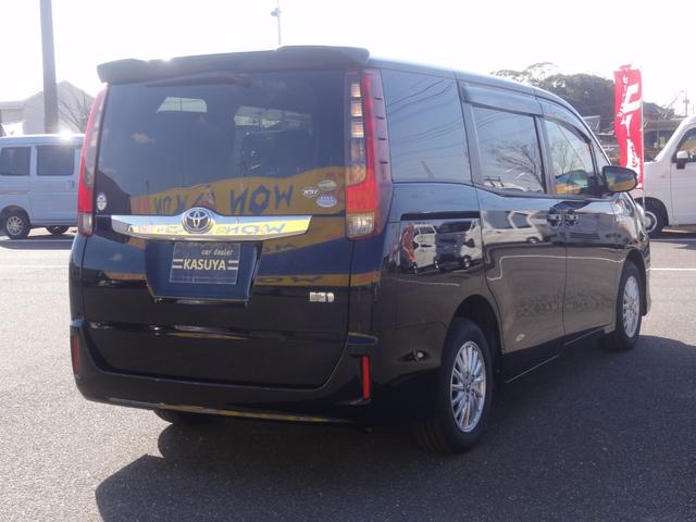 ノア ハイブリッドX 9インチナビ 地デジ バックカメラ Bluetooth ETC 両側パワースライドドア オートLED リヤフリップダウンモニター 15インチAW 電格ミラー スマートキー リヤスポ(5枚目)