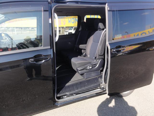 ノア ハイブリッドX 9インチナビ 地デジ バックカメラ Bluetooth ETC 両側パワースライドドア オートLED リヤフリップダウンモニター 15インチAW 電格ミラー スマートキー リヤスポ(15枚目)