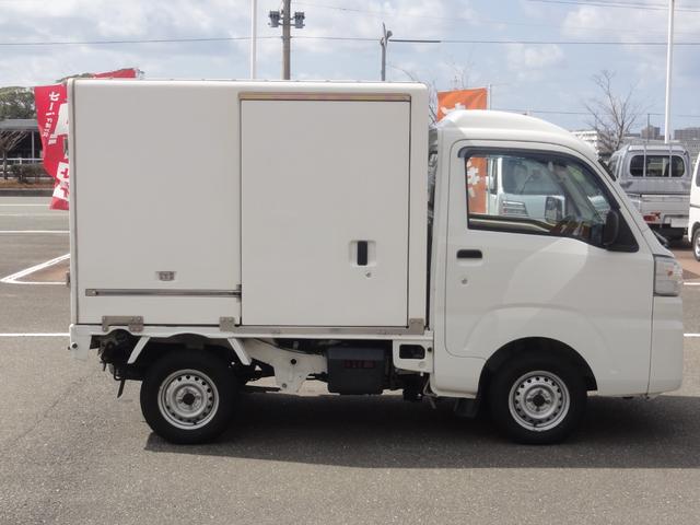 ハイゼットトラック 　トラック６６０ＦＲＰ中温冷凍車　両側ドアＨＲ　４速オートマ　冷凍機マイナス７℃　エアコン　パワステ　ダブルエアバック　ＡＢＳ（4枚目）
