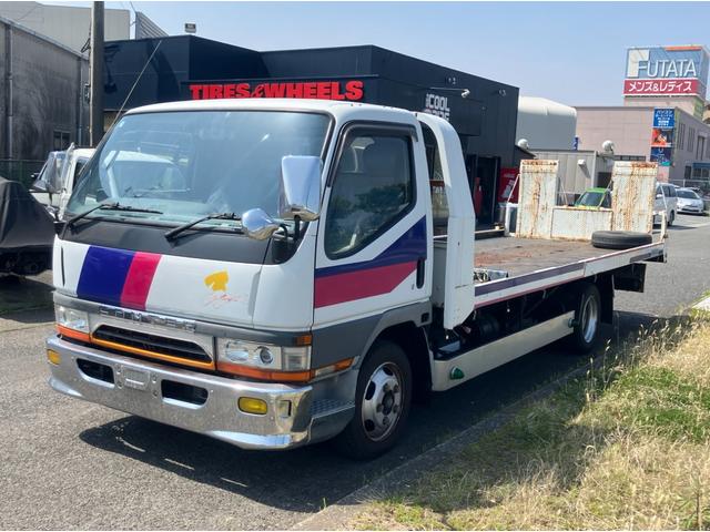 キャンター 　積載車　積載量２０００ｋｇ　ＥＴＣ　デジタルインナーミラー　エアコン　パワステ　パワーウインド（3枚目）