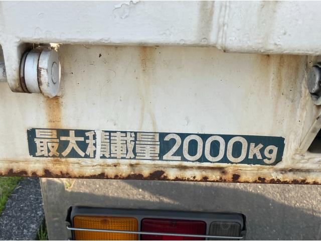 キャンター 　積載車　積載量２０００ｋｇ　ＥＴＣ　デジタルインナーミラー　エアコン　パワステ　パワーウインド（10枚目）