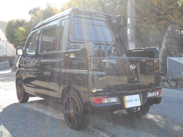 ハイゼットカーゴ デッキバンＧ　ＳＡＩＩＩ　純正ナビ＆フルセグＴＶ＆Ｂｌｕｅｔｏｏｔｈ＆ＤＶＤビデオ＆ＣＤ・スマートアシストＩＩＩ・４ＷＤ・オートマチック・ＬＥＤヘッドライト・ＬＥＤフォグランプ・キーレス・電動格納式ドアミラー（6枚目）