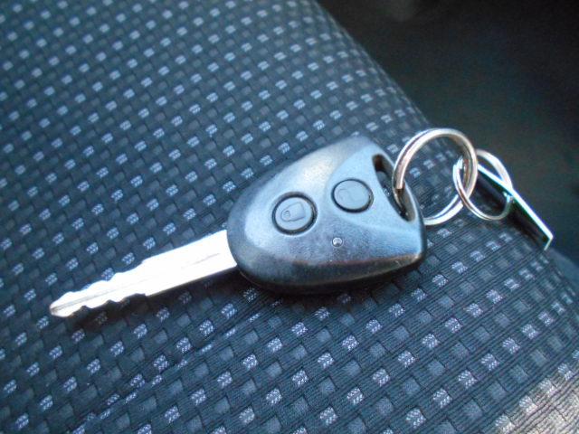 ハイゼットカーゴ デッキバンＧ　ＳＡＩＩＩ　純正ナビ＆フルセグＴＶ＆Ｂｌｕｅｔｏｏｔｈ＆ＤＶＤビデオ＆ＣＤ・スマートアシストＩＩＩ・４ＷＤ・オートマチック・ＬＥＤヘッドライト・ＬＥＤフォグランプ・キーレス・電動格納式ドアミラー（21枚目）