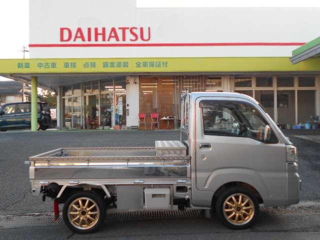 ピクシストラック エクストラ　３方開　４ＷＤ　ＨＤＤナビ＆１セグＴＶ＆ＤＶＤビデオ＆ＣＤ　アルミ縞板荷台ＢＯＸ　キーレス　パワーウィンドウ　社外１４インチアルミ　荷台アオリステン張り（5枚目）