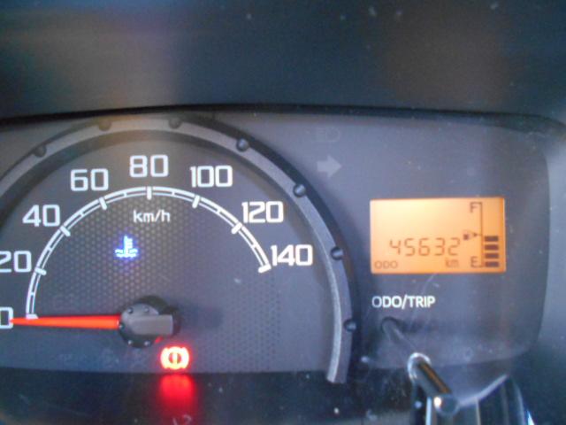 ピクシストラック エクストラ　３方開　４ＷＤ　ＨＤＤナビ＆１セグＴＶ＆ＤＶＤビデオ＆ＣＤ　アルミ縞板荷台ＢＯＸ　キーレス　パワーウィンドウ　社外１４インチアルミ　荷台アオリステン張り（20枚目）