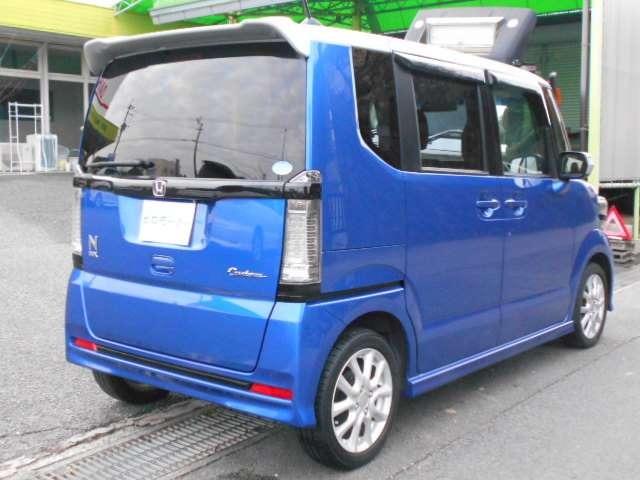 Ｎ－ＢＯＸカスタム ２トーンカラースタイル　Ｇ・ターボＬパッケージ　ブルー＆シルバーツートンカラー・ターボ車・純正ナビ＆テレビ＆ＤＶＤビデオ＆Ｂｌｕｅｔｏｏｔｈ＆ＣＤ＆バックカメラ・両側電動スライドドア・スマートキー・モデューロ１５インチアルミ（8枚目）