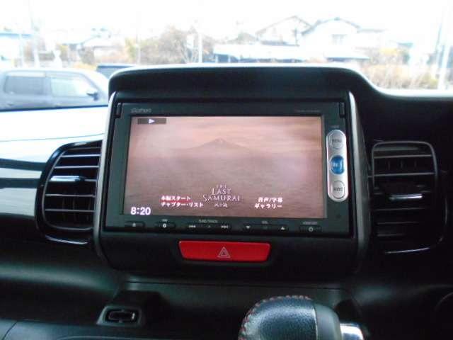 Ｎ－ＢＯＸカスタム ２トーンカラースタイル　Ｇ・ターボＬパッケージ　ブルー＆シルバーツートンカラー・ターボ車・純正ナビ＆テレビ＆ＤＶＤビデオ＆Ｂｌｕｅｔｏｏｔｈ＆ＣＤ＆バックカメラ・両側電動スライドドア・スマートキー・モデューロ１５インチアルミ（11枚目）