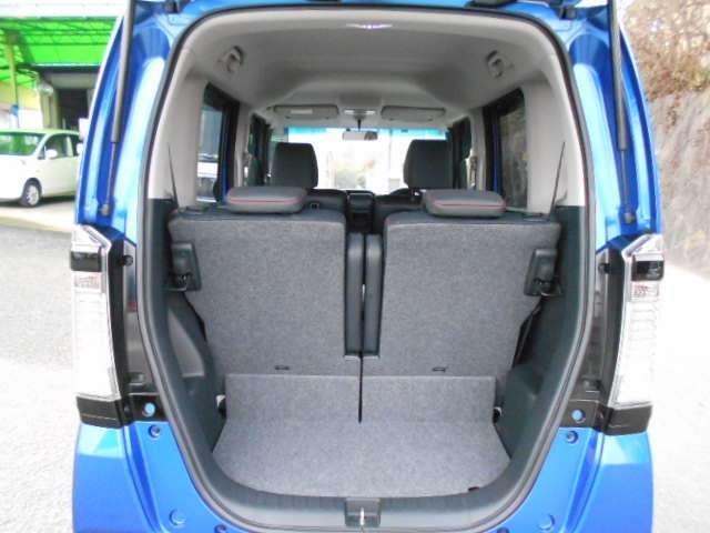 Ｎ－ＢＯＸカスタム ２トーンカラースタイル　Ｇ・ターボＬパッケージ　ブルー＆シルバーツートンカラー・ターボ車・純正ナビ＆テレビ＆ＤＶＤビデオ＆Ｂｌｕｅｔｏｏｔｈ＆ＣＤ＆バックカメラ・両側電動スライドドア・スマートキー・モデューロ１５インチアルミ（27枚目）