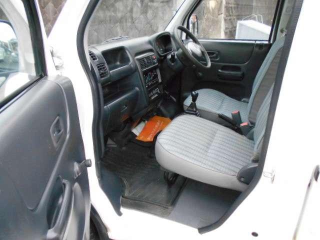 ���S�����̉^�]�ȃG�A�o�b�O�E�t���A�S���}�b�g�t�E�������V�[�g�N���[�j���O�ς݂ł���