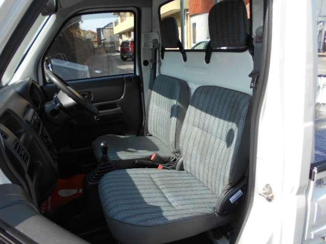 ���S�����̉^�]�ȃG�A�o�b�O�E�t���A�S���}�b�g�t�E�������V�[�g�N���[�j���O�ς݂ł���