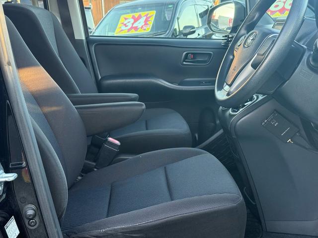 ノア ハイブリッドＸ　シートクリーニング丸洗い中　モデリスタエアロ　後席モニター　Ｐスタート　スマートキー　電動スライドドア　ナビ　フルセグＴＶ　ＤＶＤ再生　Ｂｌｕｅｔｏｏｔｈ　Ｂカメラ　ＥＴＣ　オートライト（38枚目）