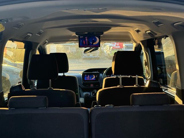 ノア ハイブリッドＸ　シートクリーニング丸洗い中　モデリスタエアロ　後席モニター　Ｐスタート　スマートキー　電動スライドドア　ナビ　フルセグＴＶ　ＤＶＤ再生　Ｂｌｕｅｔｏｏｔｈ　Ｂカメラ　ＥＴＣ　オートライト（47枚目）