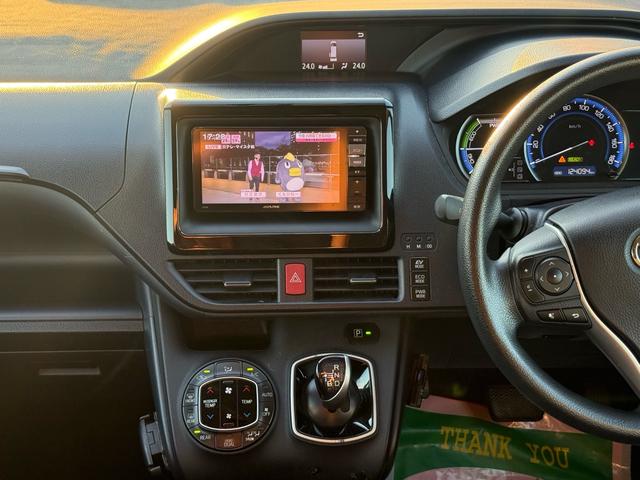 ノア ハイブリッドＸ　シートクリーニング丸洗い中　モデリスタエアロ　後席モニター　Ｐスタート　スマートキー　電動スライドドア　ナビ　フルセグＴＶ　ＤＶＤ再生　Ｂｌｕｅｔｏｏｔｈ　Ｂカメラ　ＥＴＣ　オートライト（55枚目）