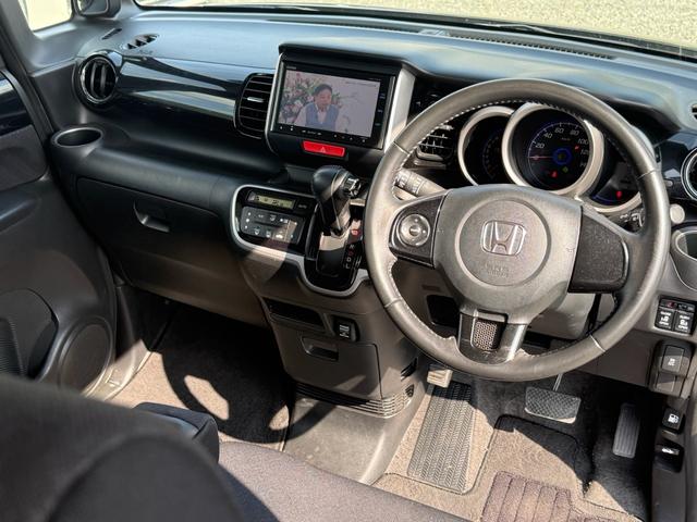 Ｎ－ＢＯＸカスタム Ｇ　ＳＳパッケージ　両電スラ　ナビ　フルセグ　ＤＶＤ　ＢＴ　ＨＩＤヘッドライト　Ｂモニター　スマートキー　ステリモ　Ｐスタート　ＥＴＣ　フォグ　Ａライト　シートリフター　チルトステアリング　Ｐガラス　電格ミラー（51枚目）