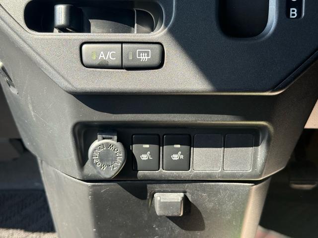 タンク X S 電動スライドドア シートヒーター スマートアシスト 純正ナビ フルセグTV BT Aストップ ヘッドライトレベライザー 電格ミラー 横滑り防止 ランチテーブル スマートキー ACソケット(29枚目)