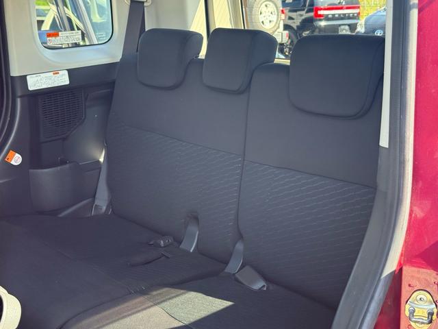 タンク X S 電動スライドドア シートヒーター スマートアシスト 純正ナビ フルセグTV BT Aストップ ヘッドライトレベライザー 電格ミラー 横滑り防止 ランチテーブル スマートキー ACソケット(32枚目)