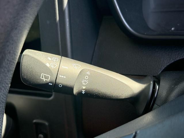 タンク X S 電動スライドドア シートヒーター スマートアシスト 純正ナビ フルセグTV BT Aストップ ヘッドライトレベライザー 電格ミラー 横滑り防止 ランチテーブル スマートキー ACソケット(57枚目)