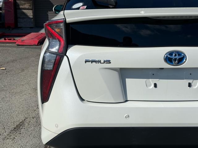 プリウス Aプレミアム 電動パワーシート 黒革シート LEDライト 地デジフルセグ Rカメラ スマキー クルコン メモリナビ AC ETC キーレスエントリー ミュージックプレイヤー接続可 イモビ アルミホイール HDML(29枚目)