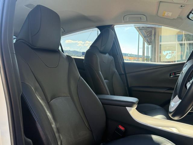 プリウス Aプレミアム 電動パワーシート 黒革シート LEDライト 地デジフルセグ Rカメラ スマキー クルコン メモリナビ AC ETC キーレスエントリー ミュージックプレイヤー接続可 イモビ アルミホイール HDML(33枚目)