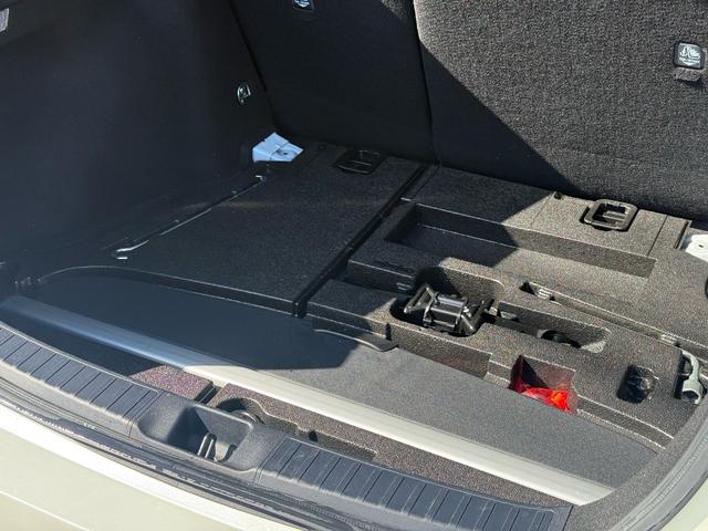 プリウス Aプレミアム 電動パワーシート 黒革シート LEDライト 地デジフルセグ Rカメラ スマキー クルコン メモリナビ AC ETC キーレスエントリー ミュージックプレイヤー接続可 イモビ アルミホイール HDML(43枚目)