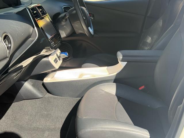 プリウス Aプレミアム 電動パワーシート 黒革シート LEDライト 地デジフルセグ Rカメラ スマキー クルコン メモリナビ AC ETC キーレスエントリー ミュージックプレイヤー接続可 イモビ アルミホイール HDML(47枚目)