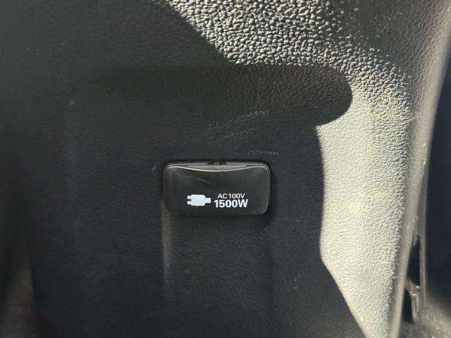 プリウス Aプレミアム 電動パワーシート 黒革シート LEDライト 地デジフルセグ Rカメラ スマキー クルコン メモリナビ AC ETC キーレスエントリー ミュージックプレイヤー接続可 イモビ アルミホイール HDML(52枚目)