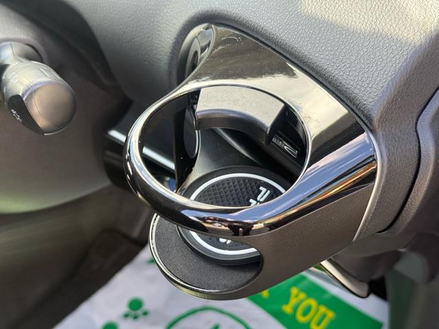 プリウス Sツーリングセレクション アルパインナビ 9インチ(BLUETOOTH/フルセグ/バックカメラ・ETC・ドライブレコーダー・トヨタセーフティセンス・クルーズコントロール・レーンディパーチャーアラート・PKSB(38枚目)