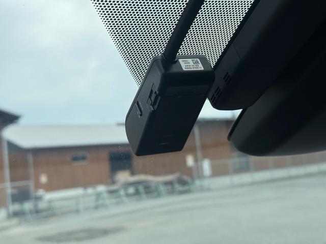 プリウス Ｓセーフティプラス　純正ナビ　ｔｏｙｏｔａチームメイト　新品フルエアロＦ・Ｓ・Ｒ　バックカメラ　ビルトインＥＴＣ　レーダークルーズコントロール　衝突軽減ブレーキ　横滑り防止　スマートキー　プッシュスタート　オートライト（36枚目）