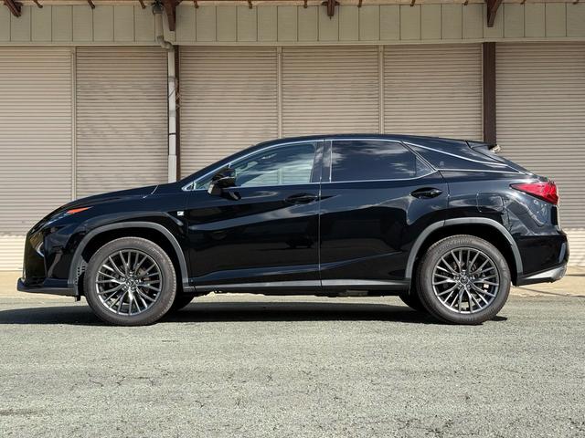 ＲＸ ＲＸ２００ｔ　Ｆスポーツ　黒革エアシート・パノラミックビュー・３眼ＬＥＤヘッド・純正ナビ・フルセグ・ＢＴオーディオ・純正２０ＡＷ・パワーバックドア・リアシートヒーター・セーフティＳ・パドルシフト・ＨＵＤ・オートＨＩビーム（16枚目）