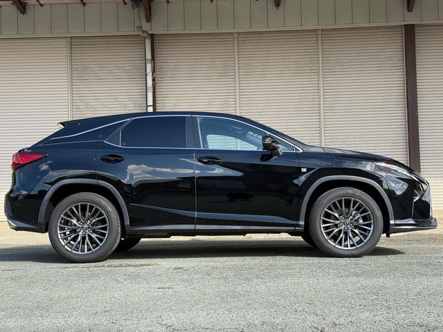 ＲＸ ＲＸ２００ｔ　Ｆスポーツ　黒革エアシート・パノラミックビュー・３眼ＬＥＤヘッド・純正ナビ・フルセグ・ＢＴオーディオ・純正２０ＡＷ・パワーバックドア・リアシートヒーター・セーフティＳ・パドルシフト・ＨＵＤ・オートＨＩビーム（26枚目）