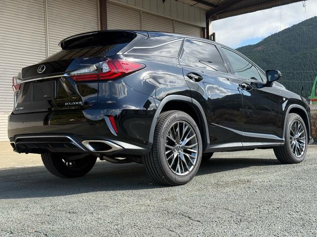 ＲＸ ＲＸ２００ｔ　Ｆスポーツ　黒革エアシート・パノラミックビュー・３眼ＬＥＤヘッド・純正ナビ・フルセグ・ＢＴオーディオ・純正２０ＡＷ・パワーバックドア・リアシートヒーター・セーフティＳ・パドルシフト・ＨＵＤ・オートＨＩビーム（30枚目）