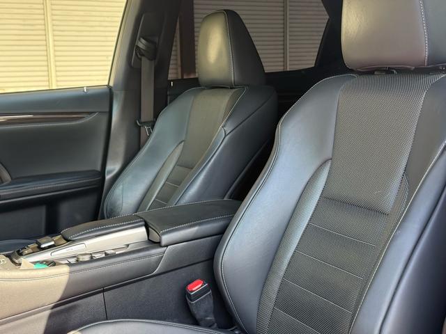 ＲＸ ＲＸ２００ｔ　Ｆスポーツ　黒革エアシート・パノラミックビュー・３眼ＬＥＤヘッド・純正ナビ・フルセグ・ＢＴオーディオ・純正２０ＡＷ・パワーバックドア・リアシートヒーター・セーフティＳ・パドルシフト・ＨＵＤ・オートＨＩビーム（62枚目）