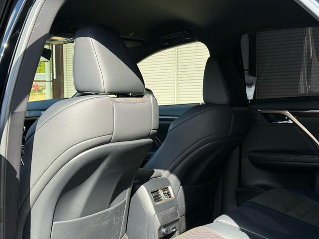 ＲＸ ＲＸ２００ｔ　Ｆスポーツ　黒革エアシート・パノラミックビュー・３眼ＬＥＤヘッド・純正ナビ・フルセグ・ＢＴオーディオ・純正２０ＡＷ・パワーバックドア・リアシートヒーター・セーフティＳ・パドルシフト・ＨＵＤ・オートＨＩビーム（66枚目）