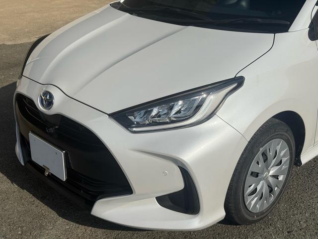 ヤリス ハイブリッドZ TSS DA レンタUP ETC バックカメラ LEDヘッドライト コーナーセンサー シートヒーター アイドリングストップ キーレス プッシュスタート クルーズコントロール オートエアコン(4枚目)