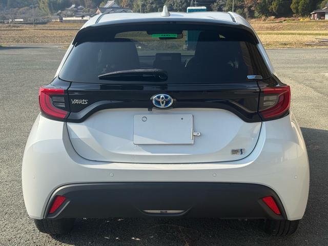 ヤリス ハイブリッドZ TSS DA レンタUP ETC バックカメラ LEDヘッドライト コーナーセンサー シートヒーター アイドリングストップ キーレス プッシュスタート クルーズコントロール オートエアコン(16枚目)