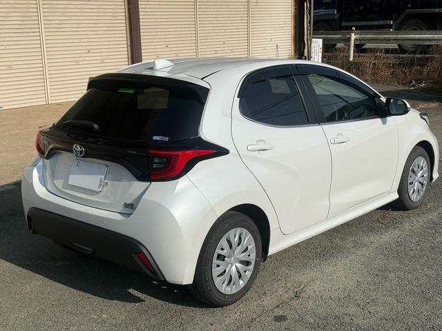 ヤリス ハイブリッドZ TSS DA レンタUP ETC バックカメラ LEDヘッドライト コーナーセンサー シートヒーター アイドリングストップ キーレス プッシュスタート クルーズコントロール オートエアコン(22枚目)