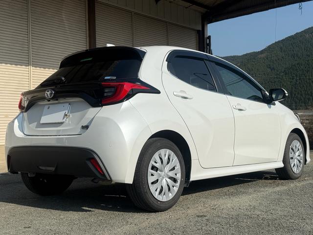 ヤリス ハイブリッドZ TSS DA レンタUP ETC バックカメラ LEDヘッドライト コーナーセンサー シートヒーター アイドリングストップ キーレス プッシュスタート クルーズコントロール オートエアコン(23枚目)