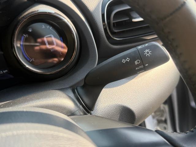 ヤリス ハイブリッドZ TSS DA レンタUP ETC バックカメラ LEDヘッドライト コーナーセンサー シートヒーター アイドリングストップ キーレス プッシュスタート クルーズコントロール オートエアコン(43枚目)