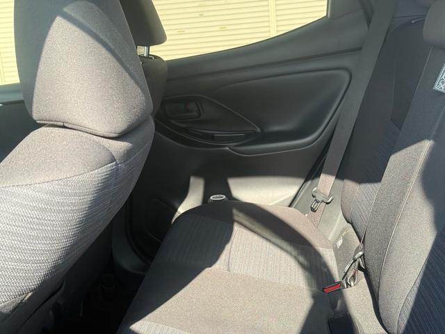 ヤリス ハイブリッドZ TSS DA レンタUP ETC バックカメラ LEDヘッドライト コーナーセンサー シートヒーター アイドリングストップ キーレス プッシュスタート クルーズコントロール オートエアコン(63枚目)