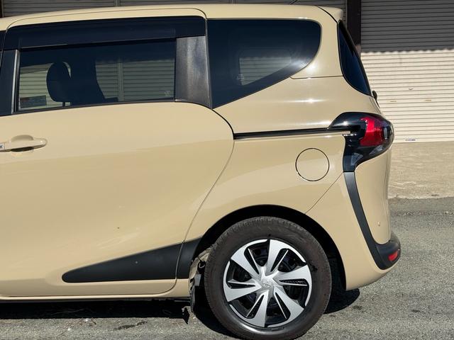 シエンタ ハイブリッドG クエロ 12.1インチ後席モニター 全方位モニター TSS オートハイビーム 両側パワースライドドア 純正ナビ 衝突軽減ブレーキ ハーフレザーシート LEDヘッドライト シートヒーター バックカメラ ドラレコ(11枚目)