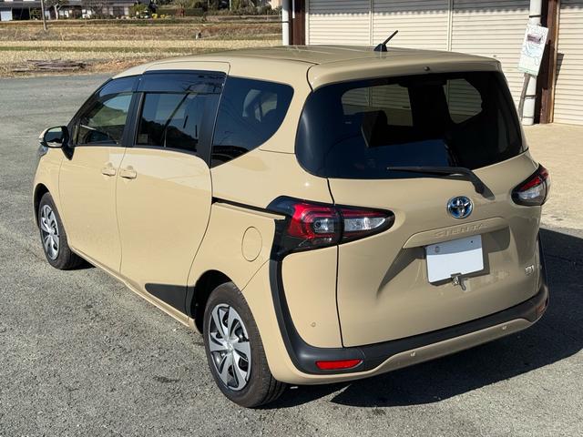 シエンタ ハイブリッドG クエロ 12.1インチ後席モニター 全方位モニター TSS オートハイビーム 両側パワースライドドア 純正ナビ 衝突軽減ブレーキ ハーフレザーシート LEDヘッドライト シートヒーター バックカメラ ドラレコ(15枚目)