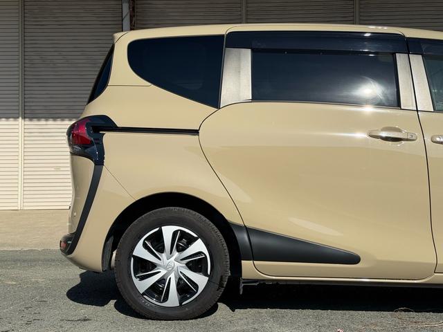 シエンタ ハイブリッドG クエロ 12.1インチ後席モニター 全方位モニター TSS オートハイビーム 両側パワースライドドア 純正ナビ 衝突軽減ブレーキ ハーフレザーシート LEDヘッドライト シートヒーター バックカメラ ドラレコ(26枚目)