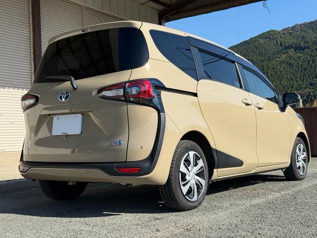 シエンタ ハイブリッドG クエロ 12.1インチ後席モニター 全方位モニター TSS オートハイビーム 両側パワースライドドア 純正ナビ 衝突軽減ブレーキ ハーフレザーシート LEDヘッドライト シートヒーター バックカメラ ドラレコ(30枚目)