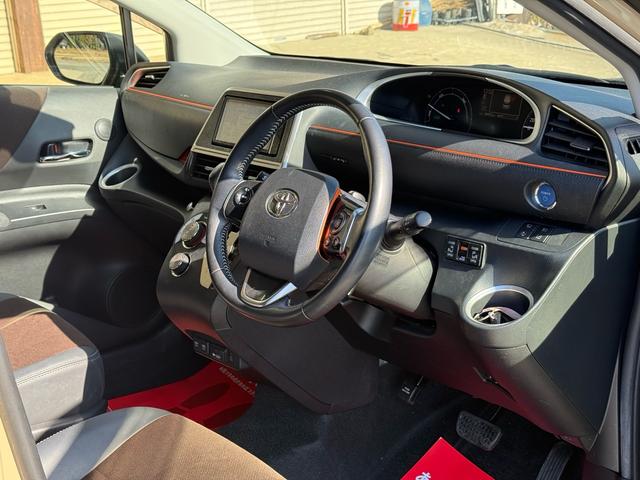 シエンタ ハイブリッドG クエロ 12.1インチ後席モニター 全方位モニター TSS オートハイビーム 両側パワースライドドア 純正ナビ 衝突軽減ブレーキ ハーフレザーシート LEDヘッドライト シートヒーター バックカメラ ドラレコ(31枚目)