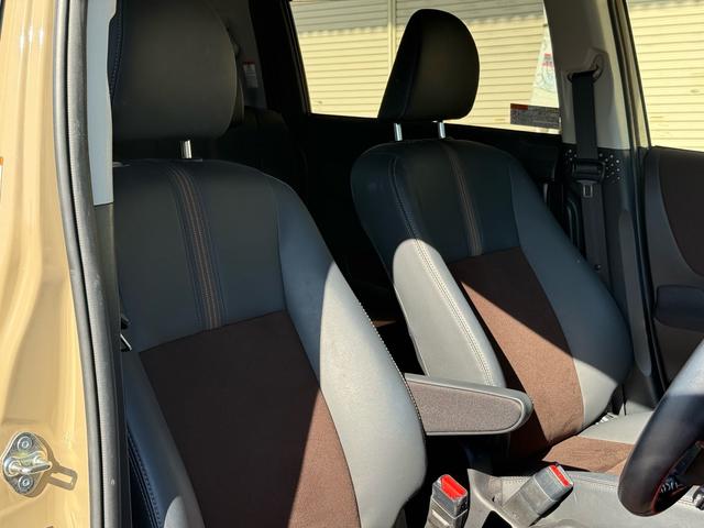 シエンタ ハイブリッドG クエロ 12.1インチ後席モニター 全方位モニター TSS オートハイビーム 両側パワースライドドア 純正ナビ 衝突軽減ブレーキ ハーフレザーシート LEDヘッドライト シートヒーター バックカメラ ドラレコ(32枚目)